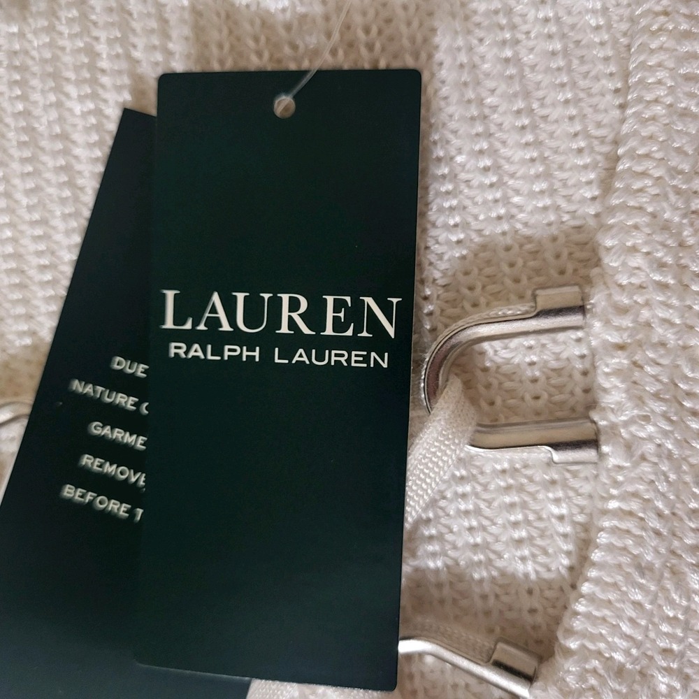 Lauren Ralph Lauren L NWT Ribbed ‎ Knit V-Neck Sweater Silver Hardware Cream - Picture 2 of 12